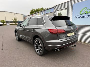 Volkswagen Touareg R-Line 4Motion+AHK+AWS+StHz+HUD+MEM+LED+