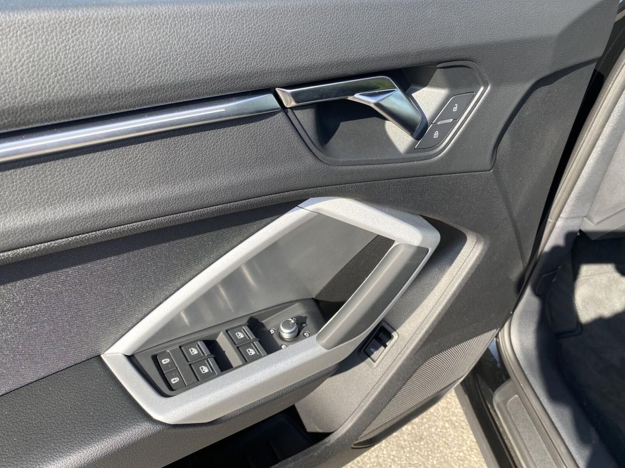 Audi Q3 SUV 35 TFSI S tronic AHK ACC LED foto 17