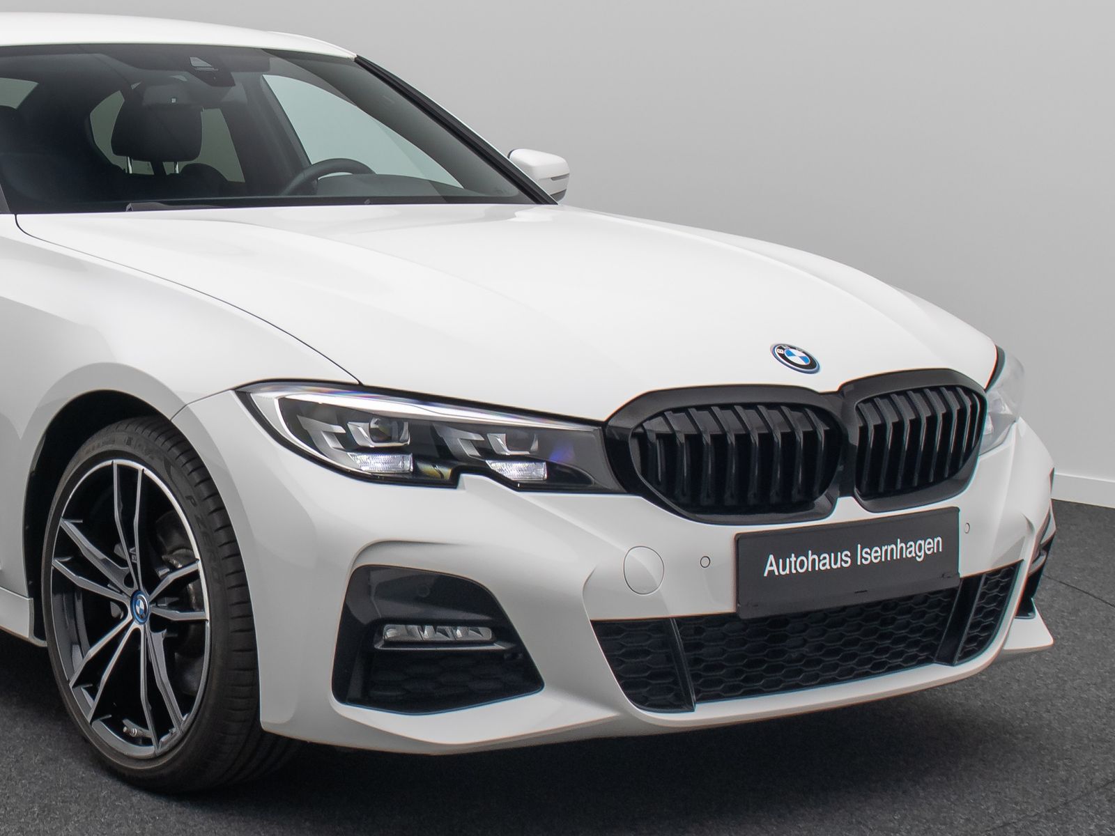 Fahrzeugabbildung BMW 320e M Sport Alarm DAB LED GeschwindigReg 19Zoll