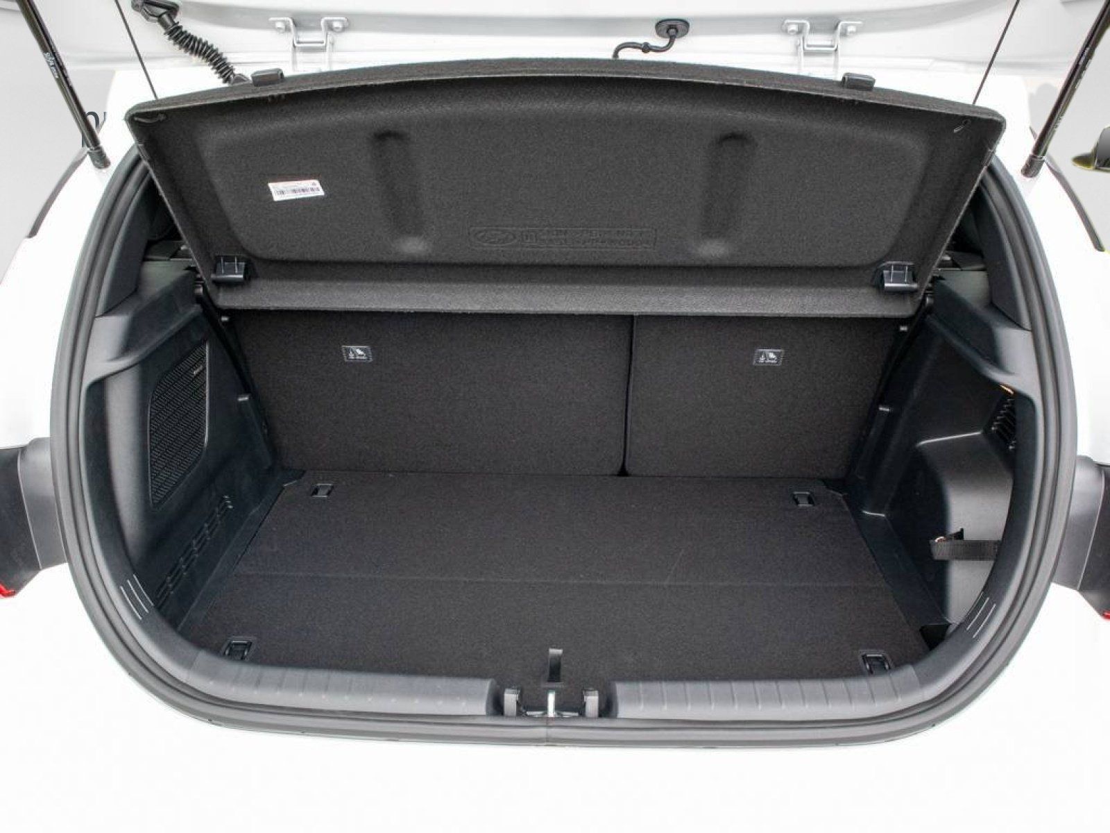 Hyundai i20 – Bild 12