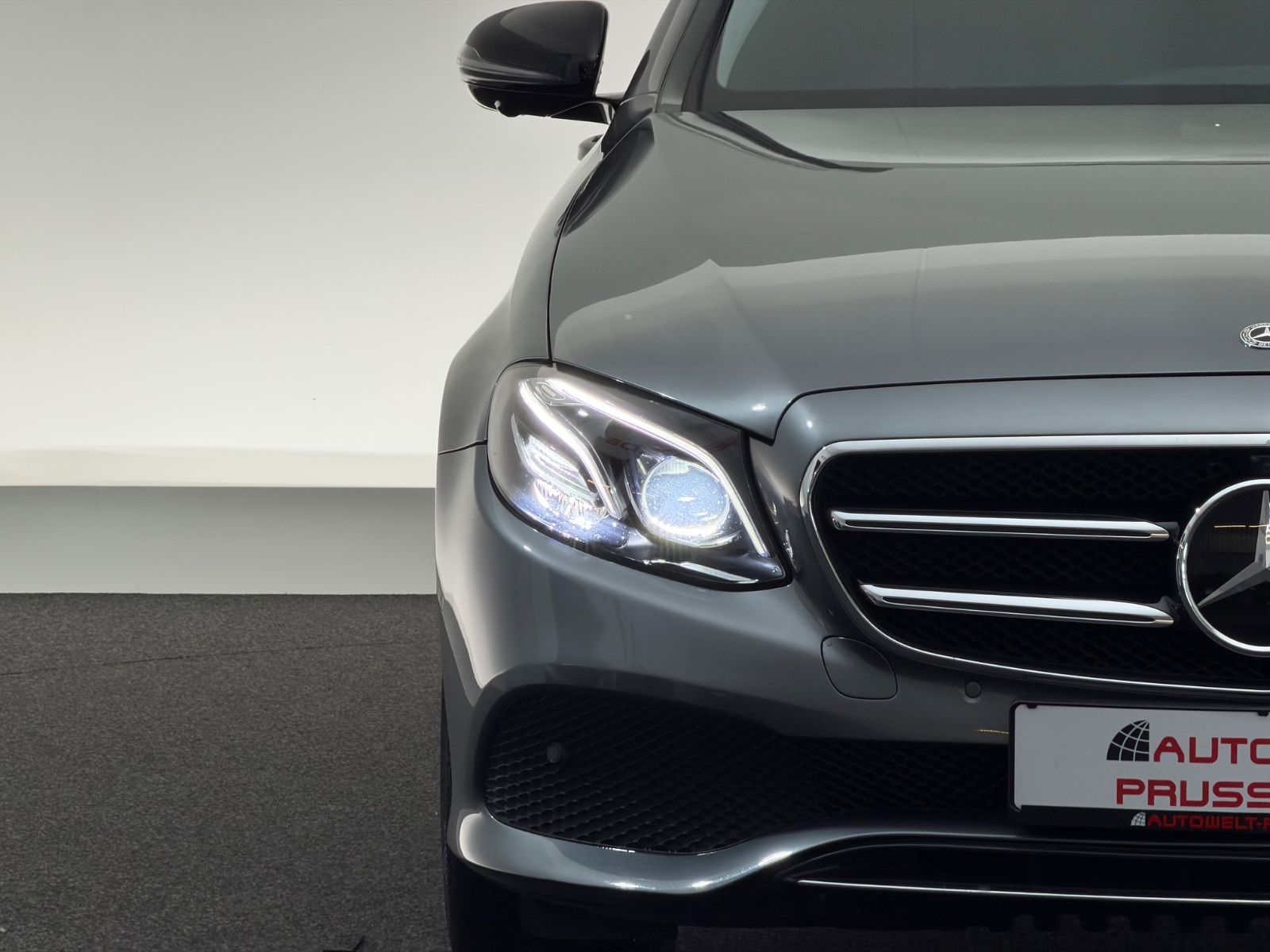 Mercedes-Benz E - Ansicht 18