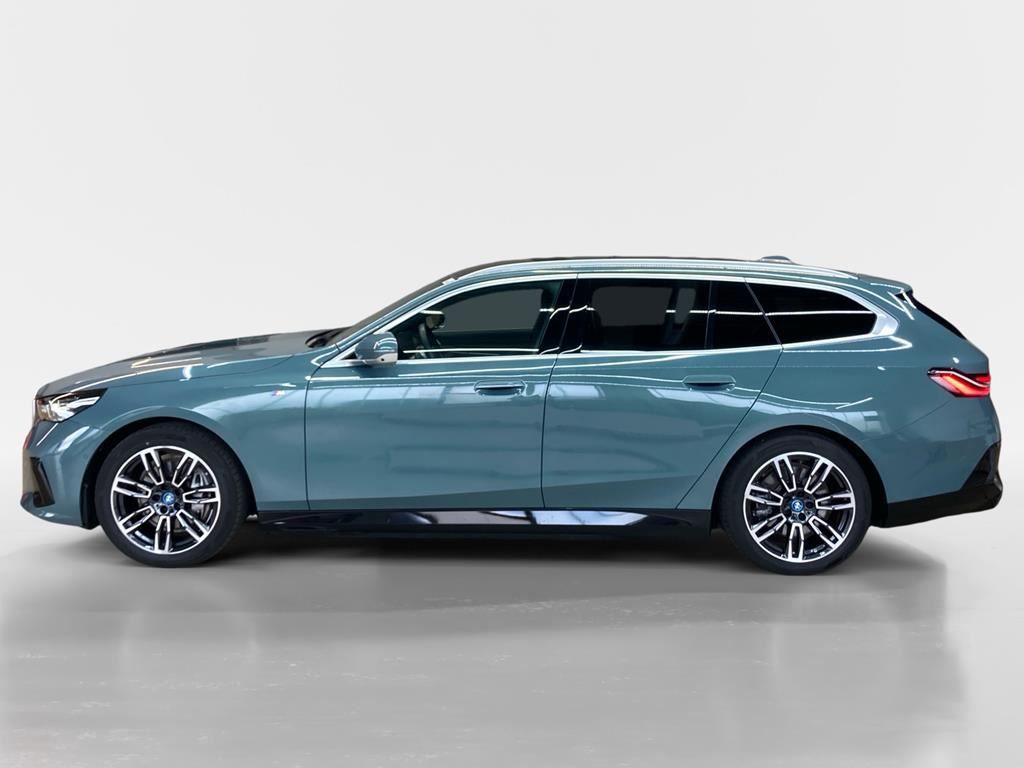 BMW i5 eDrive40 Touring M Sport AHK Pano Inno B&W foto 4