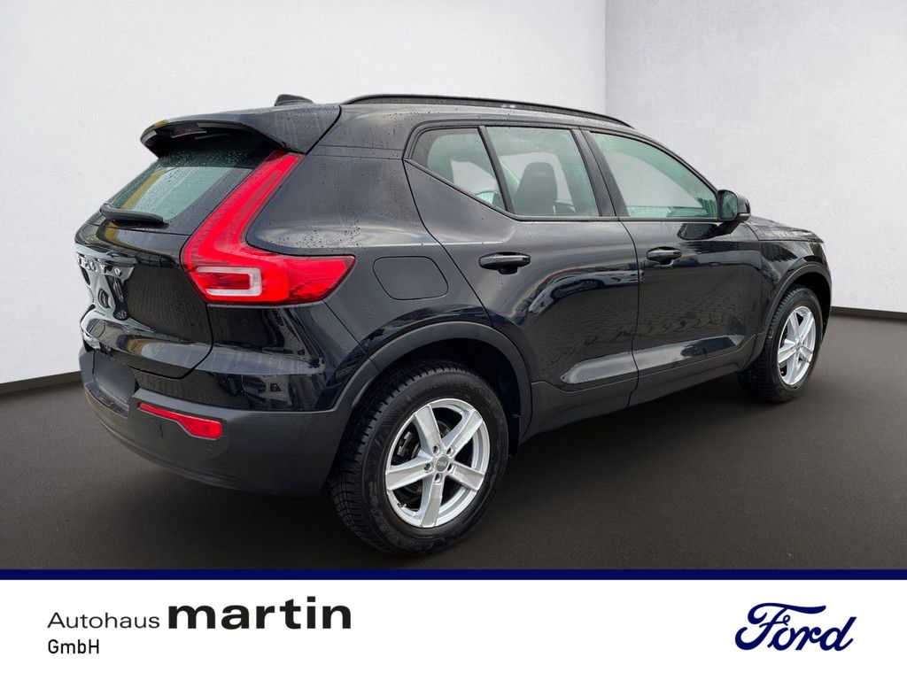 Fahrzeugabbildung Volvo XC40 1.5 Mom. ACC KAMERA SERVO PDC AHK NAVI LED
