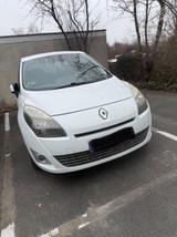 Renault Grand Scenic Dynamique TCe 130 Dynamique - Renault Grand Scenic Dynamique mit Benzin-Antrieb