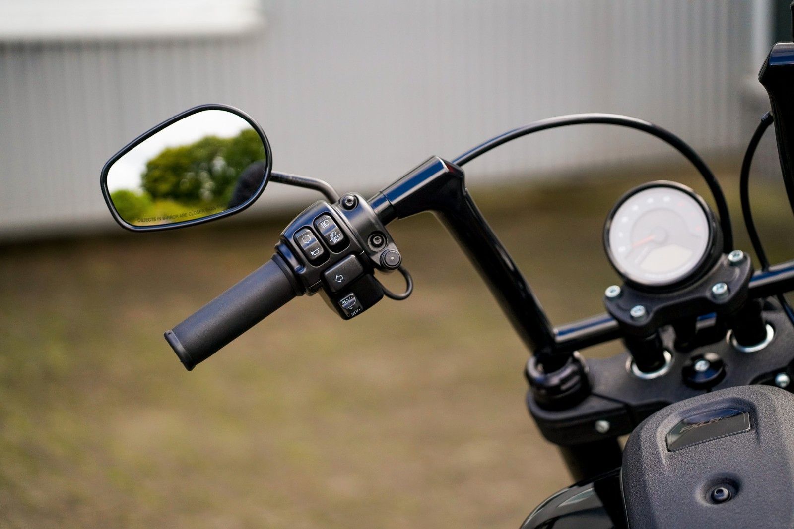 Fahrzeugabbildung Harley-Davidson FXLRS LOW RIDER S 117 CUI - JEKILL&HYDE -