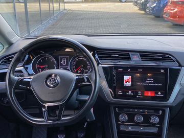 Bild 12 VW TOURAN COMFORTLINE AHK ANDROID