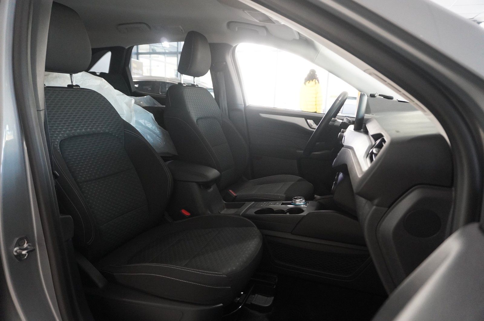 Fahrzeugabbildung Ford Kuga 2.5 HYBRID COOL & CON. NAVI/LED/SPORT/DAB+