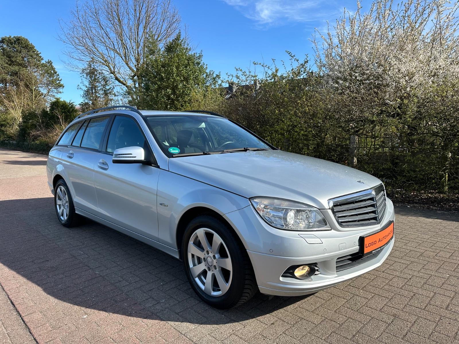 Mercedes-Benz C 180 T CGI / 97.151 Km / Aut. / Xenon / TÜV
