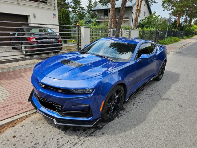 Chevrolet Camaro 2SS Manual with Ground Effects Package