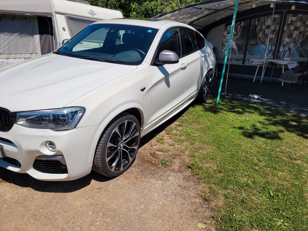 BMW X4 M40