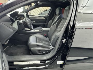 Peugeot 408 - 12