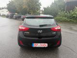 Hyundai i30 blue Classic 2.Hand-Klima-Euro6 - Hyundai i30: Classic
