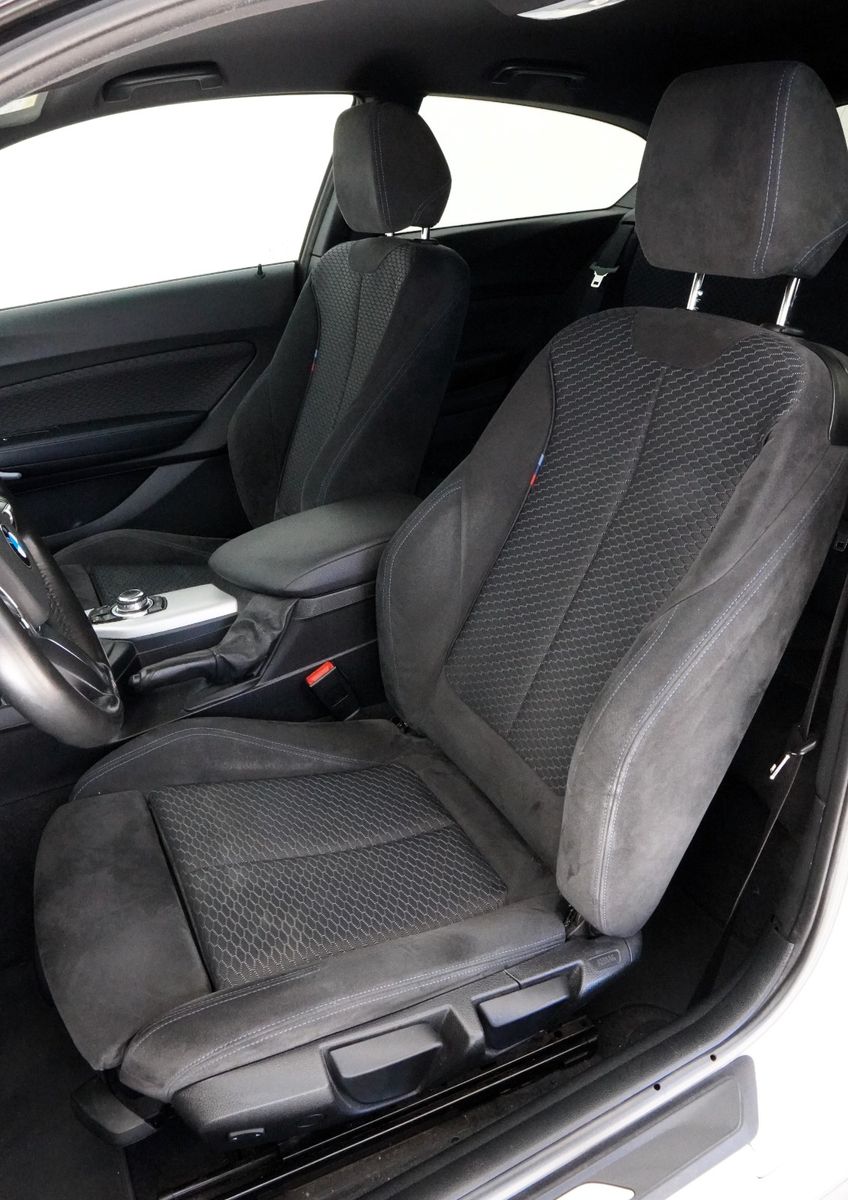 Fahrzeugabbildung BMW 120d M-Paket *Harman/Kardon*Shz*Bi-Xenon*