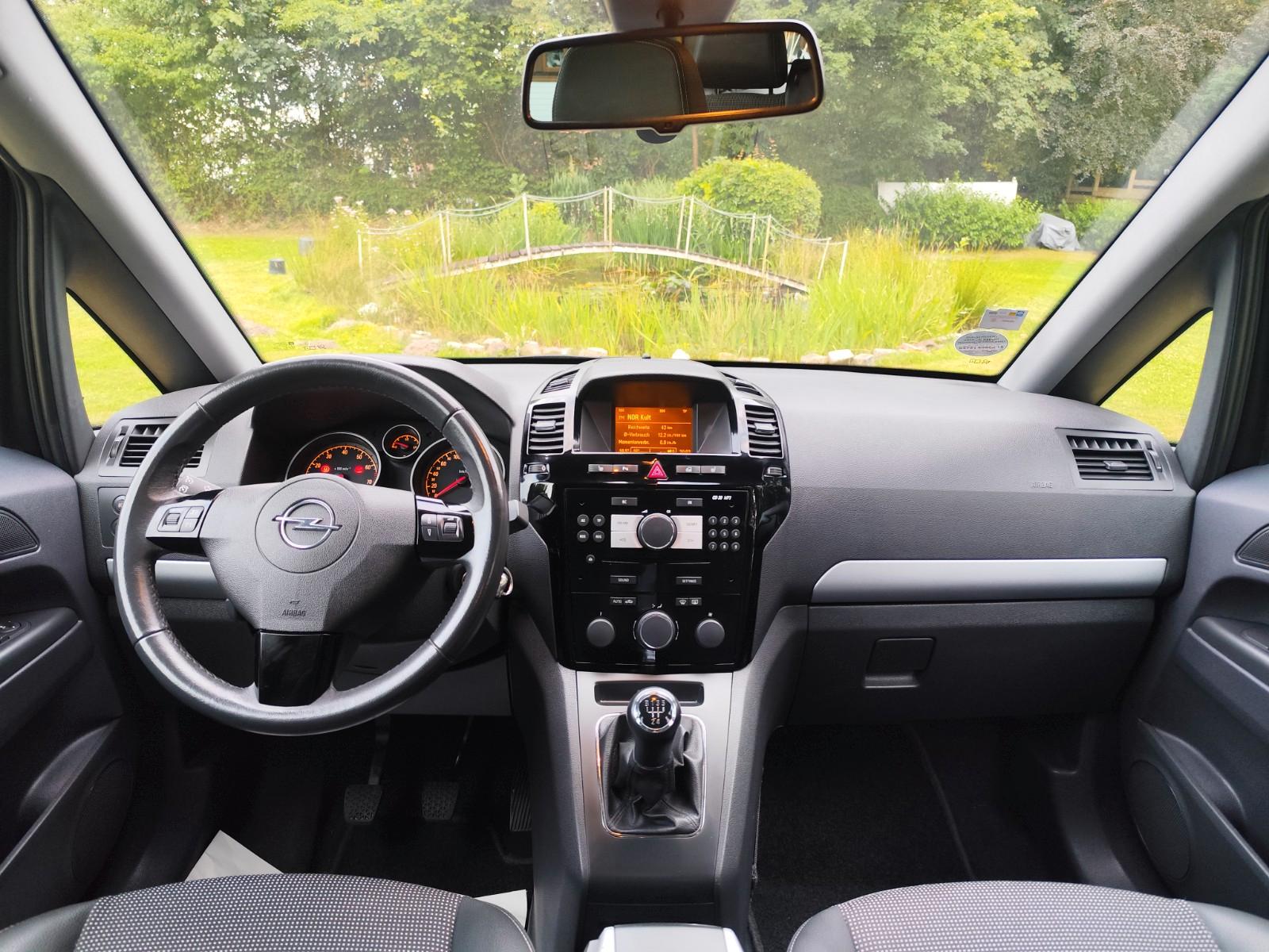 Opel Zafira B Innovation-Ahk-Ölkühler -TÜVNeu-Xenon