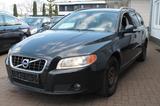 Volvo V70 Kombi Summum - gebrauchte Volvo V70 aus dem Jahr 2011