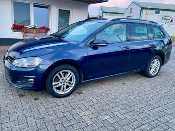 Volkswagen Golf - 3