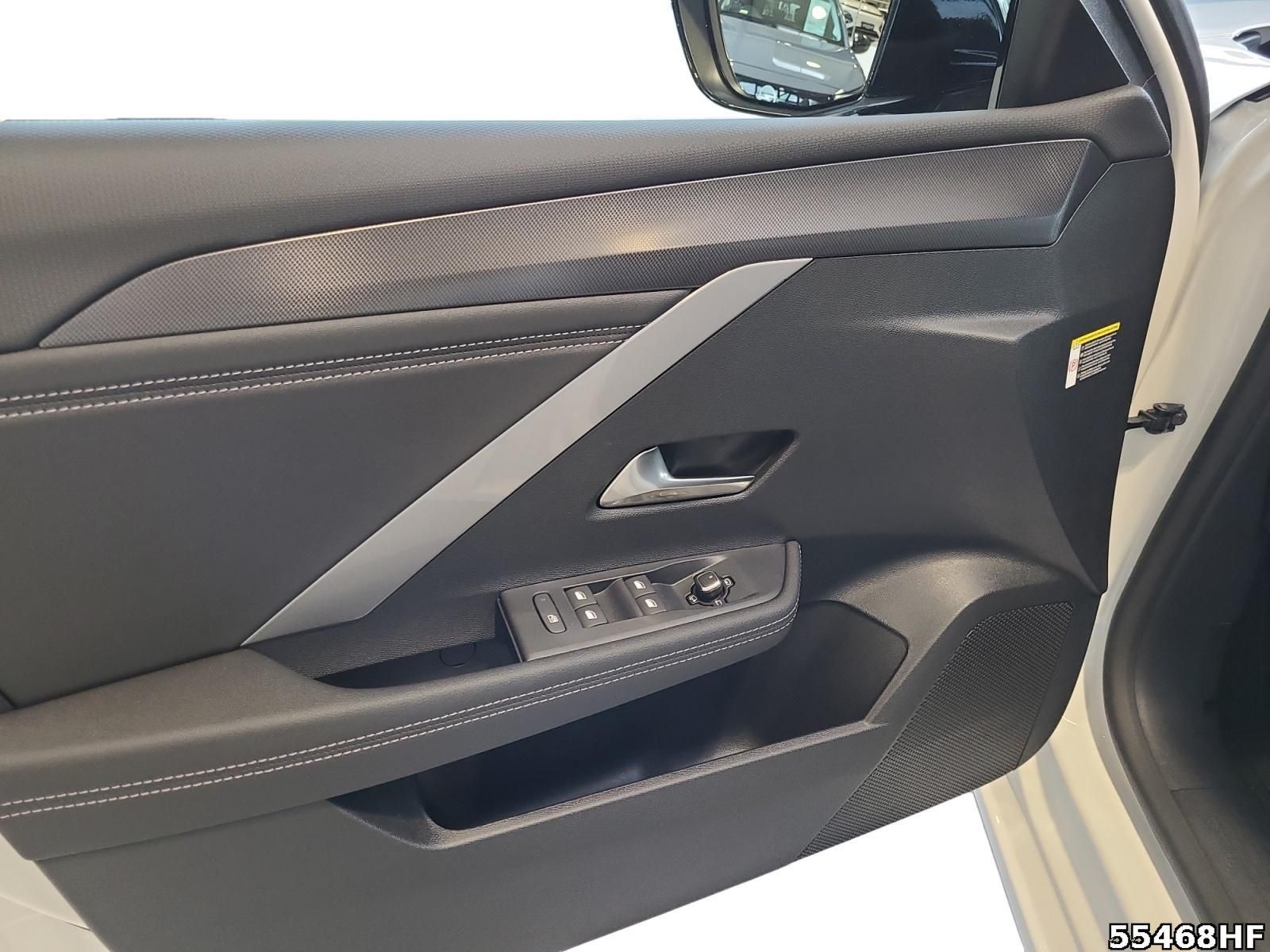 Fahrzeugabbildung Opel Astra L ST GS 130 PS AT