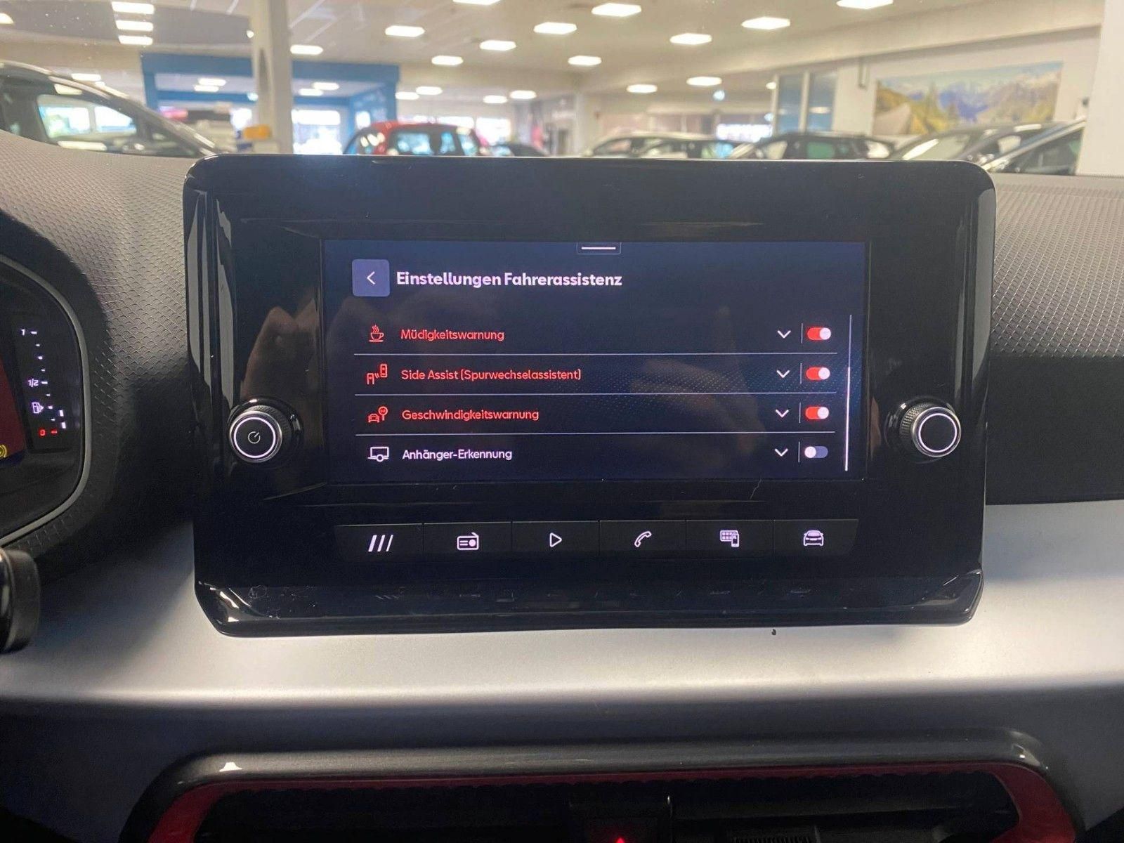 Fahrzeugabbildung SEAT Arona 1.5 TSI FR DSG GARANTIE 5+ACC+AHK+Spurwech