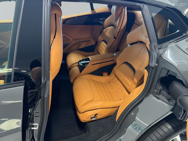 FERRARI Purosangue – Bild 10