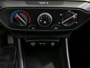 Hyundai Bayon Select 2WD Kamera Notrufsystem Navi BC