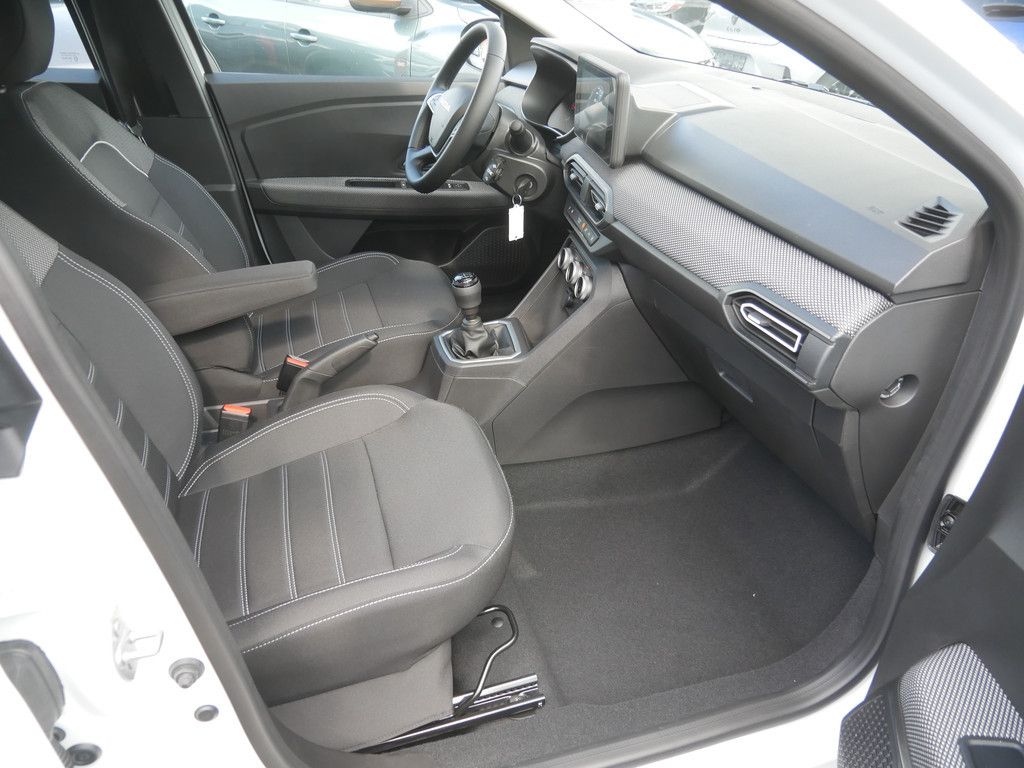 Fahrzeugabbildung Dacia Sandero Expression TCe 90