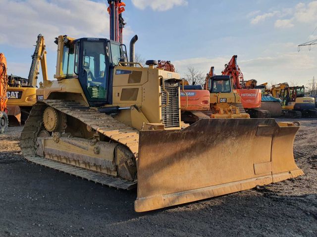 CAT D6N LGP / 7.374h / 6-Wege Klappschild / Bj: 2017