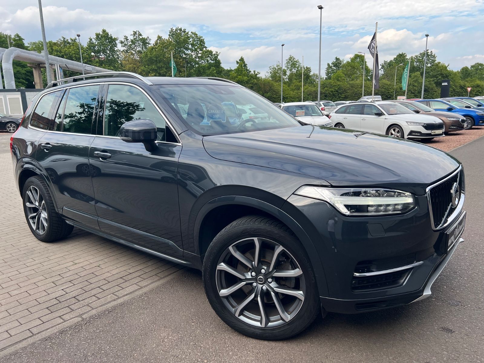 Volvo XC90 - 1