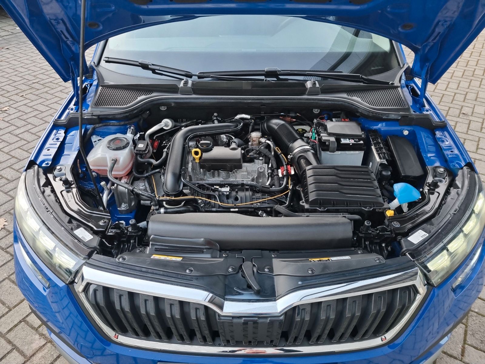 Fahrzeugabbildung SKODA Kamiq 1.0 TSI Ambition LED PDC SHZ KLIMA