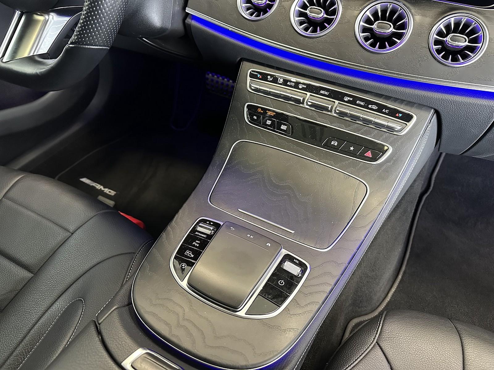 Mercedes-Benz CLS 220 d AMG-Line Burmester 360° Widescreen ACC