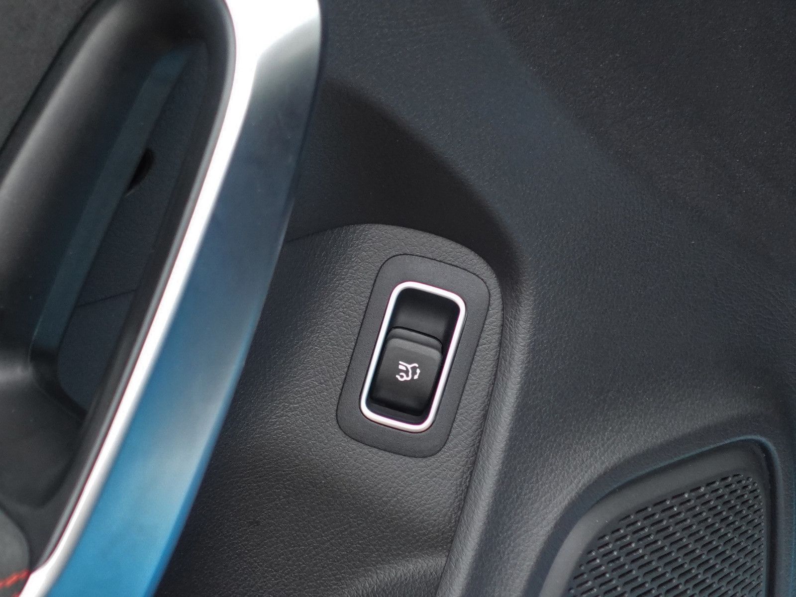 Fahrzeugabbildung Mercedes-Benz CLA 200 Shooting Brake 7GDCT AMG-Line MBUX MBEAM