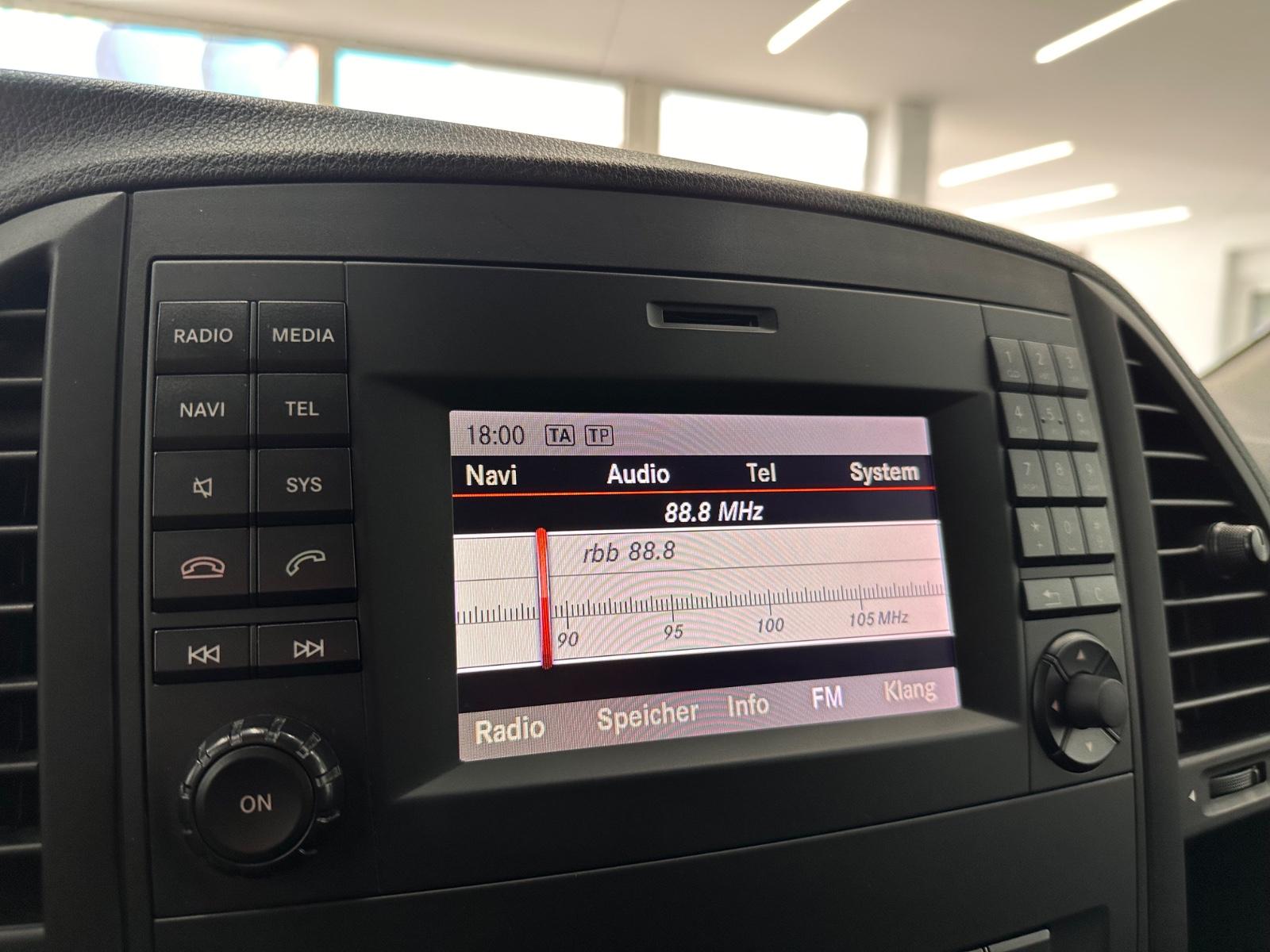 Mercedes-Benz Vito 119 CDI 4Matic Tourer*Tempomat*Kamera*8.Si*