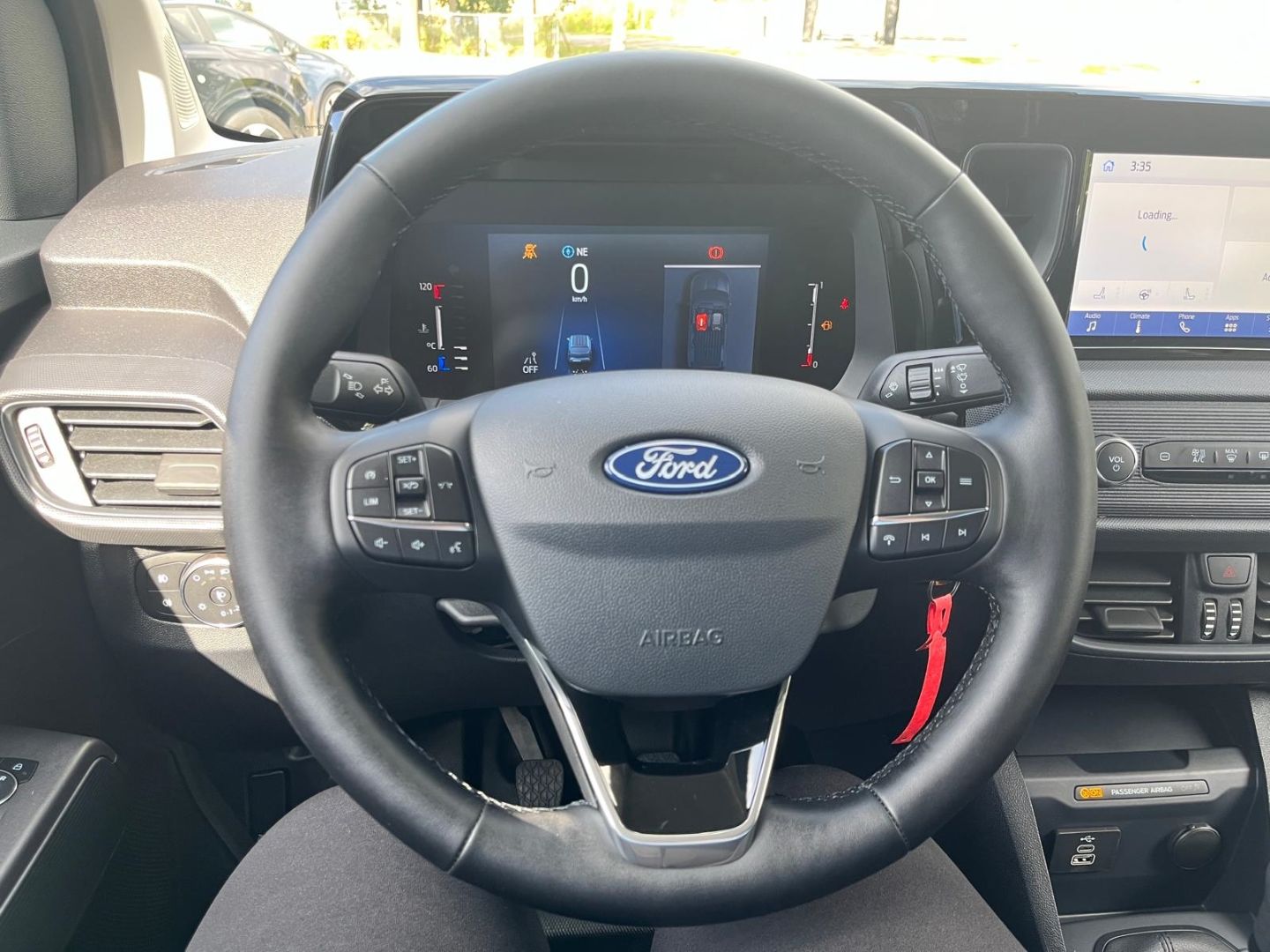 Ford Transit Courier - Bild 11