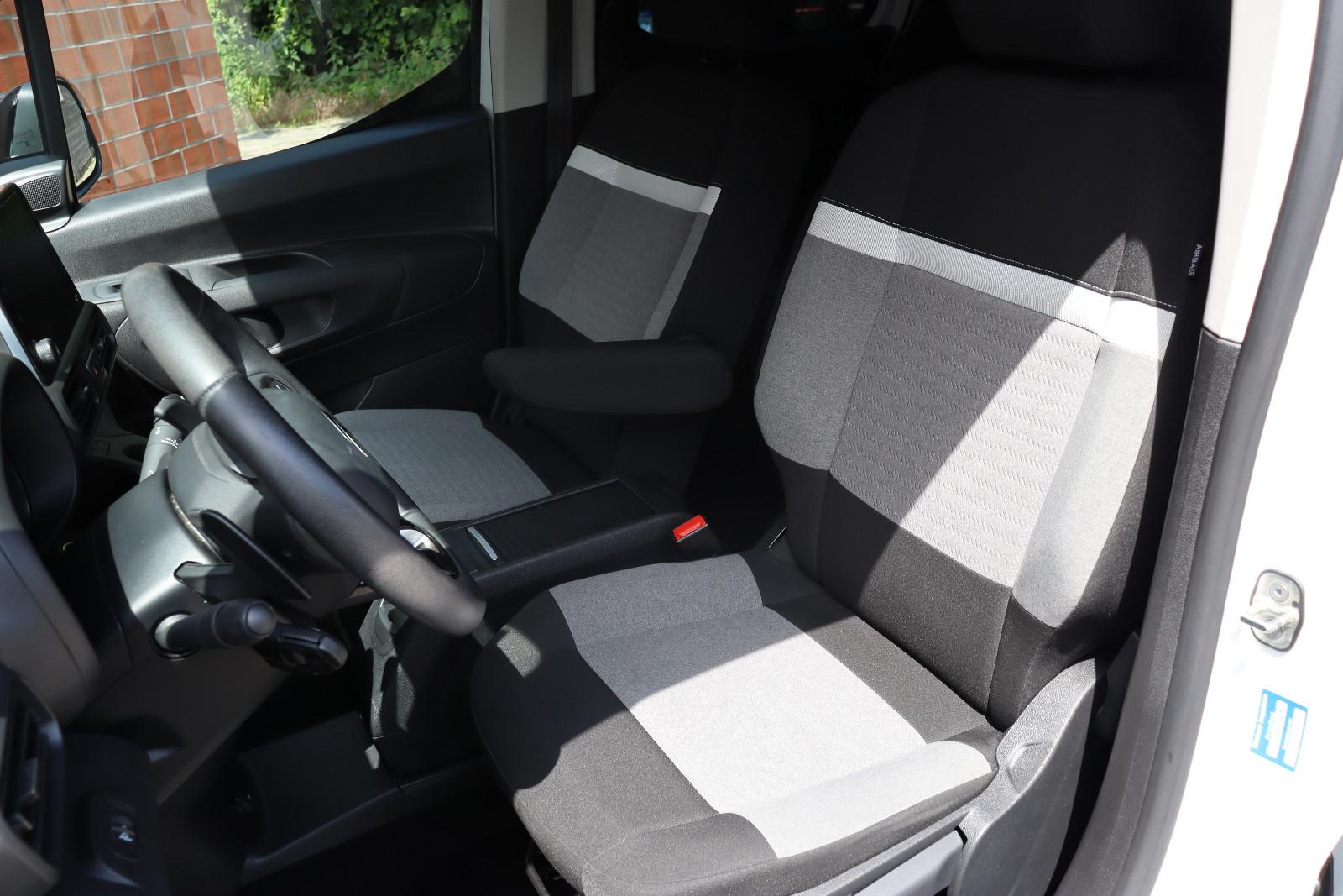 Citroën Berlingo 1.5 HDI MPV Feel M Aut. LED 360° 1.Hand