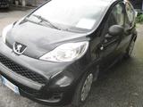 Peugeot 107 1.0 5 porte NEOPATENTATI - gebrauchte Peugeot 107 aus dem Jahr 2011