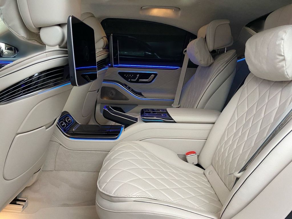 MERCEDES-BENZ S-Class 2026