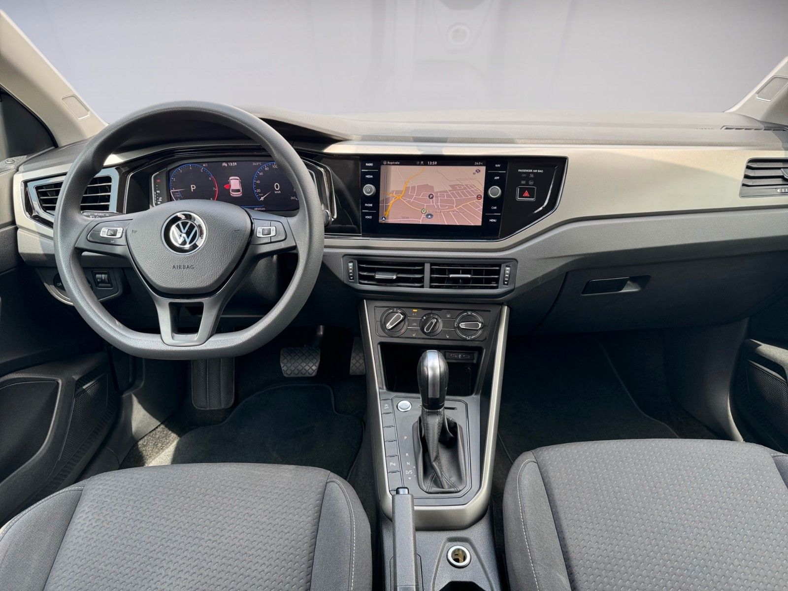 Fahrzeugabbildung Volkswagen Polo VI Comfortline 1.0TSI