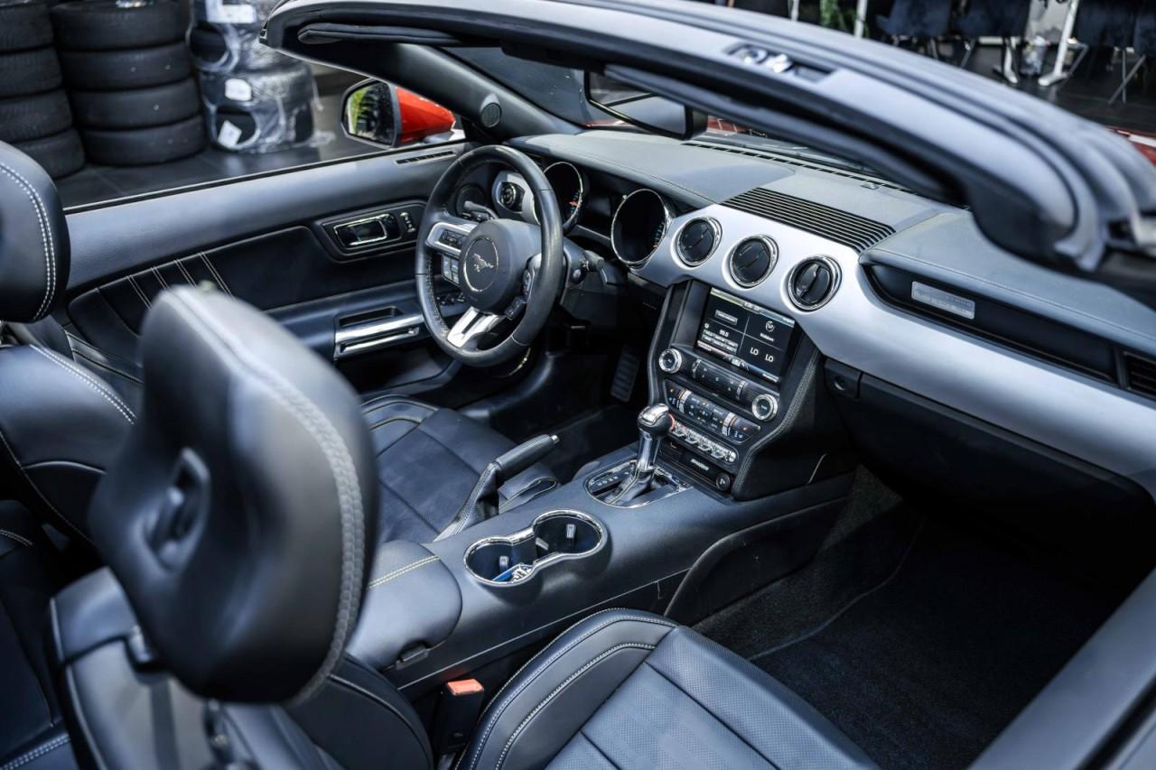 Ford Mustang Convertible 2.3 NAVI *DEU* Kamera XENON