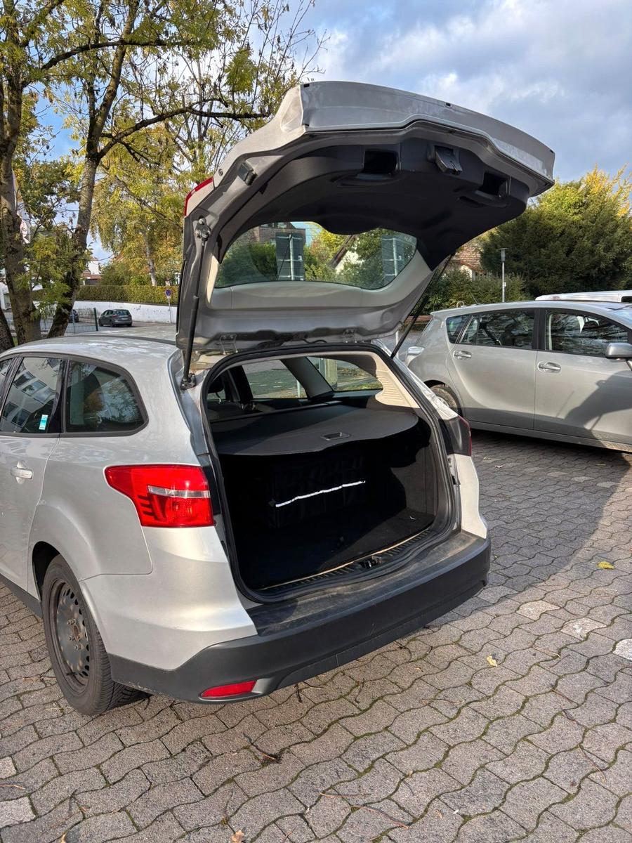 Ford Focus 2015 — engine 120 HP (88kW)