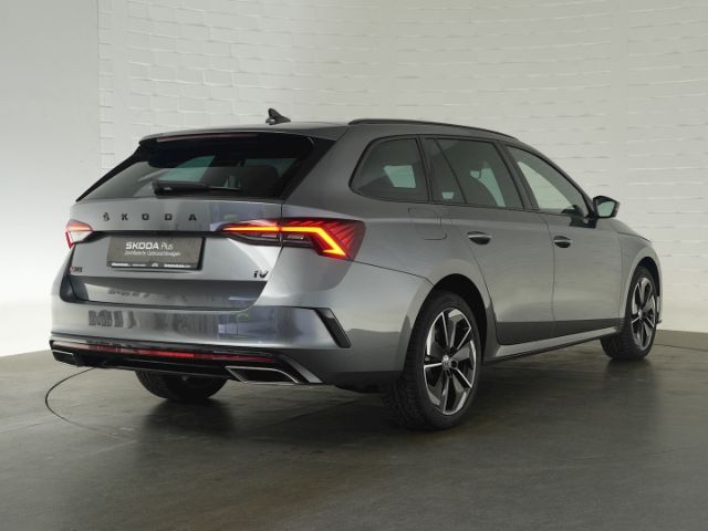 Octavia COMBI RS iV DSG+NAVI+RÜCKFAHRKAMERA+SITZ