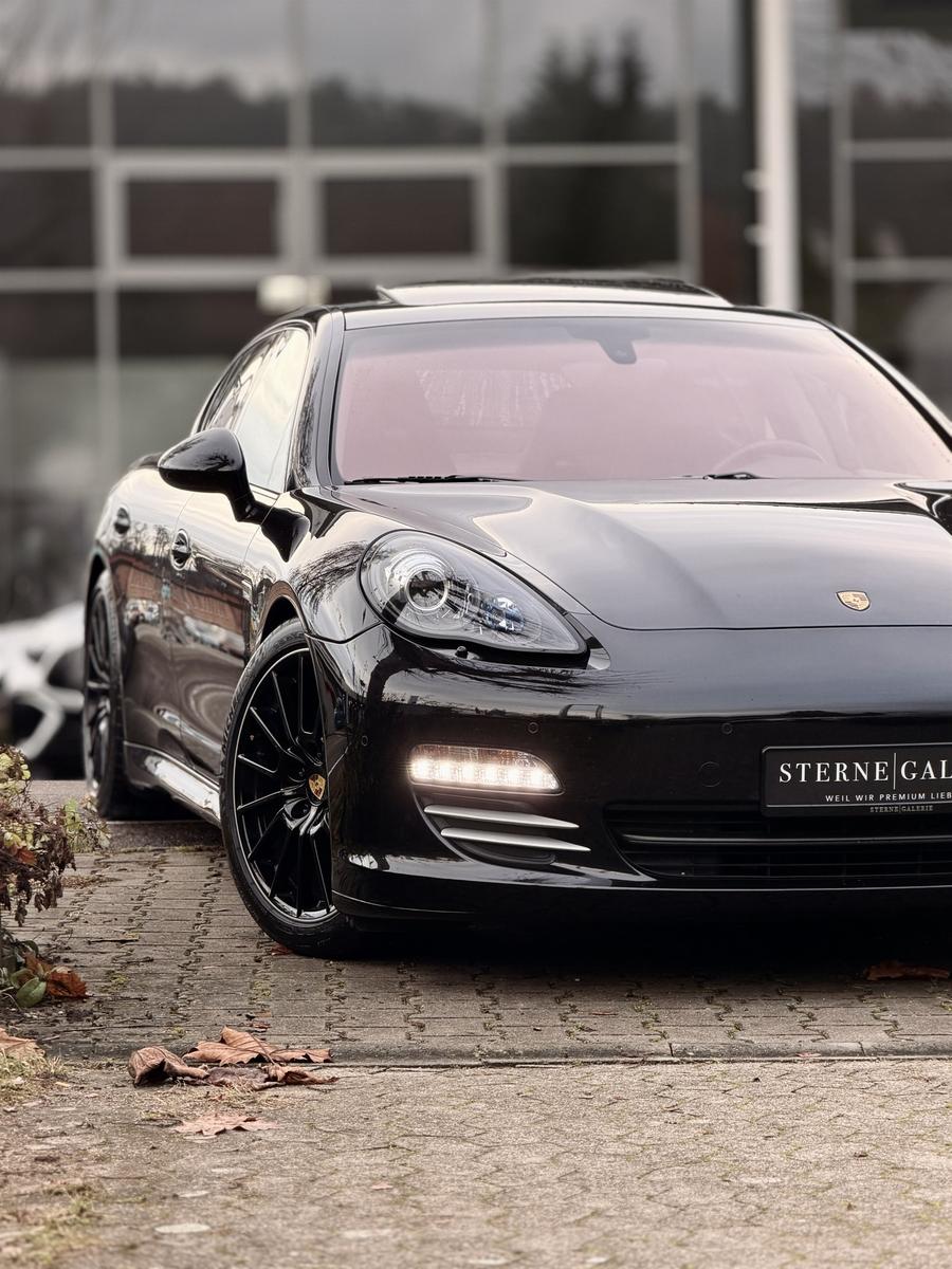 Porsche Panamera 4 20"/PASM/BIXENON/SCHIEBED/RÜCKFAHRK