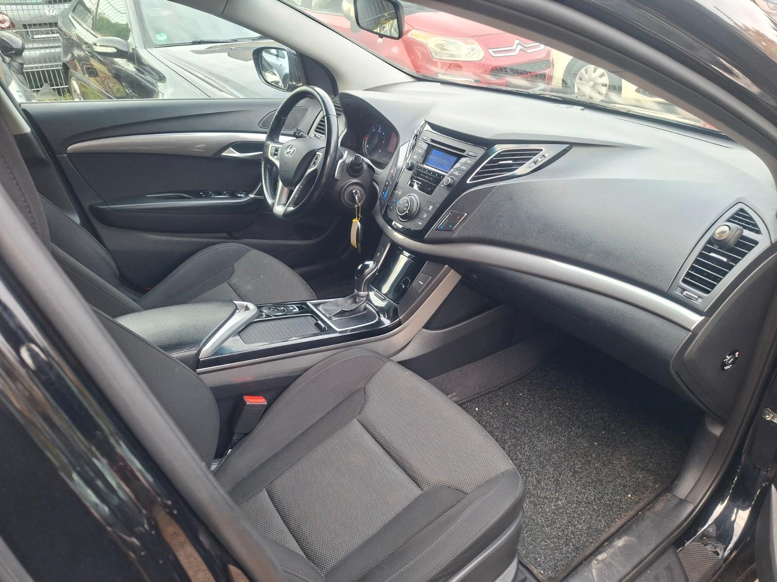 Hyundai i40 2014 — photo 10
