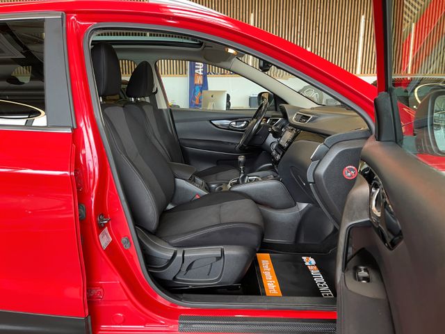 Nissan Qashqai N-Connecta *BI-XENON*LED*AHK*360 KAMERA*