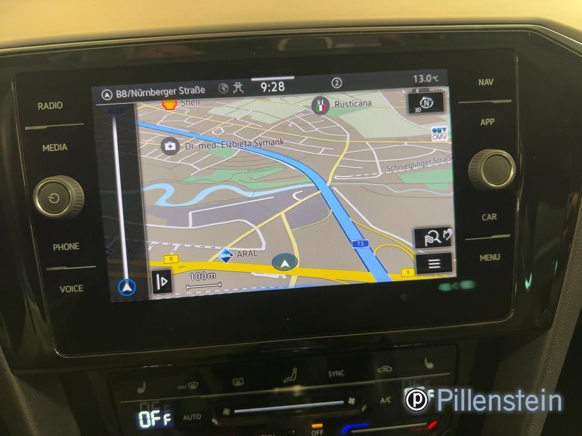 Volkswagen Passat Variant - Bild 12