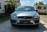 Ford Focus 1.6 Benzin - Ford Focus aus 2005: 1.6