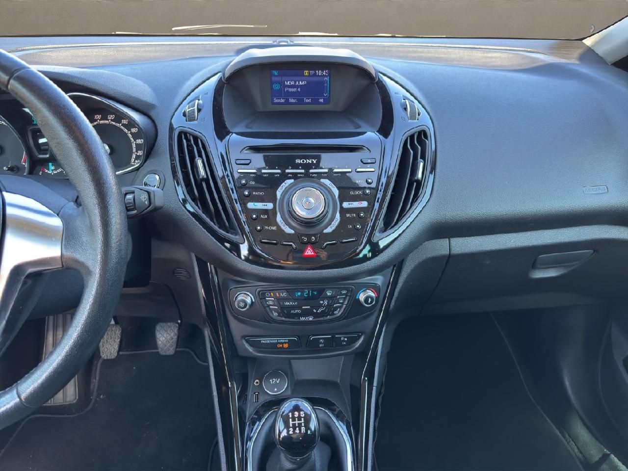 Fahrzeugabbildung Ford B-MAX Titanium