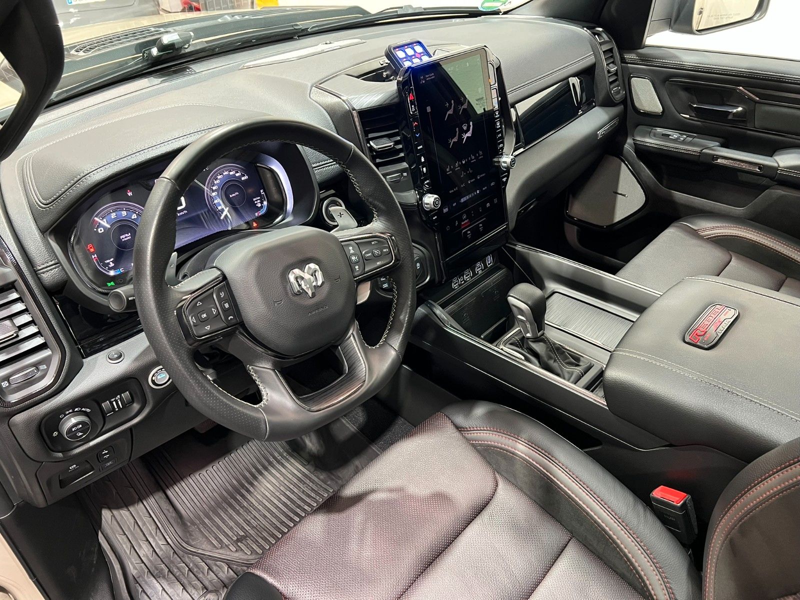 Fahrzeugabbildung Dodge RAM 1500 Rebel X Night 3.0L/DECKED/RSI/LAZER