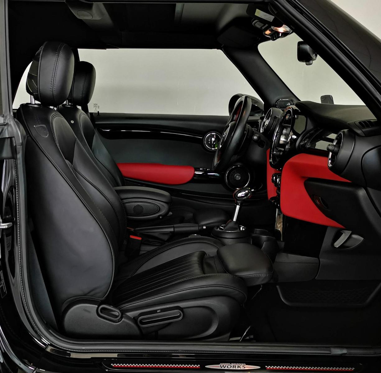 MINI Cooper S Cabrio JCW Aut.*R.Kam*HeadUp*Navi*H&K