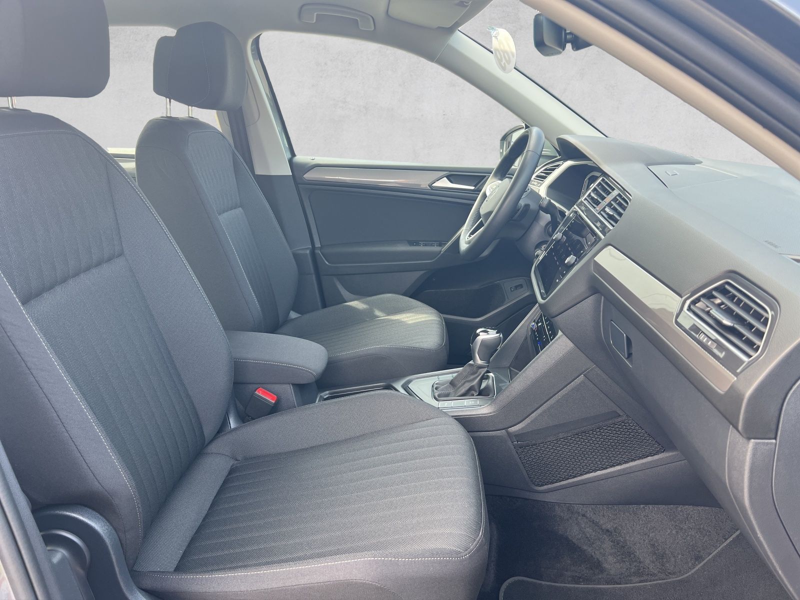 Tiguan Allspace Life 1.5 TSI DSG*AHK*Navi*ACC*L