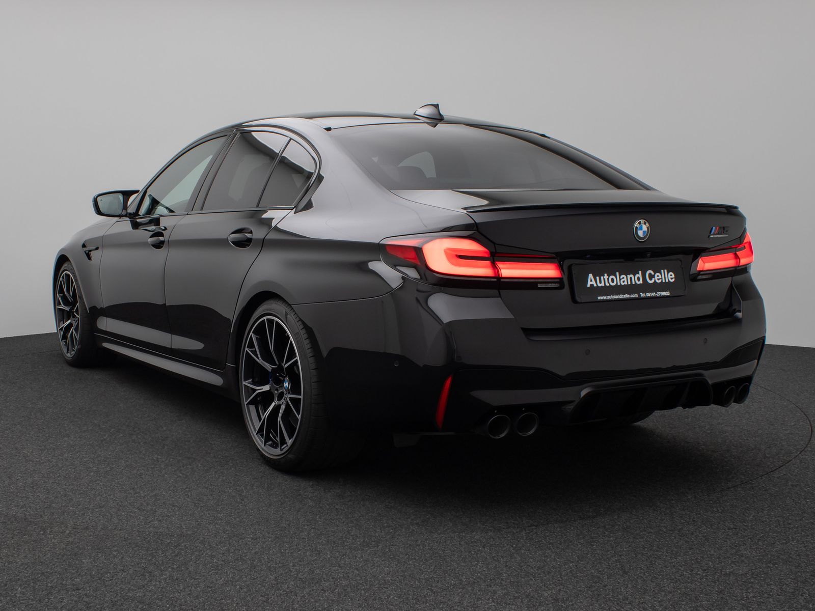 Fahrzeugabbildung BMW M5 Competition xD Kamera HUD DAB B&W SoftCL 20"