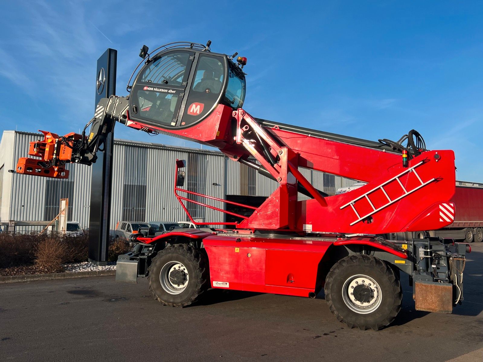 Fahrzeugabbildung Andere Magni RTH 6.30 SH / Fällkran / Westtech CS750